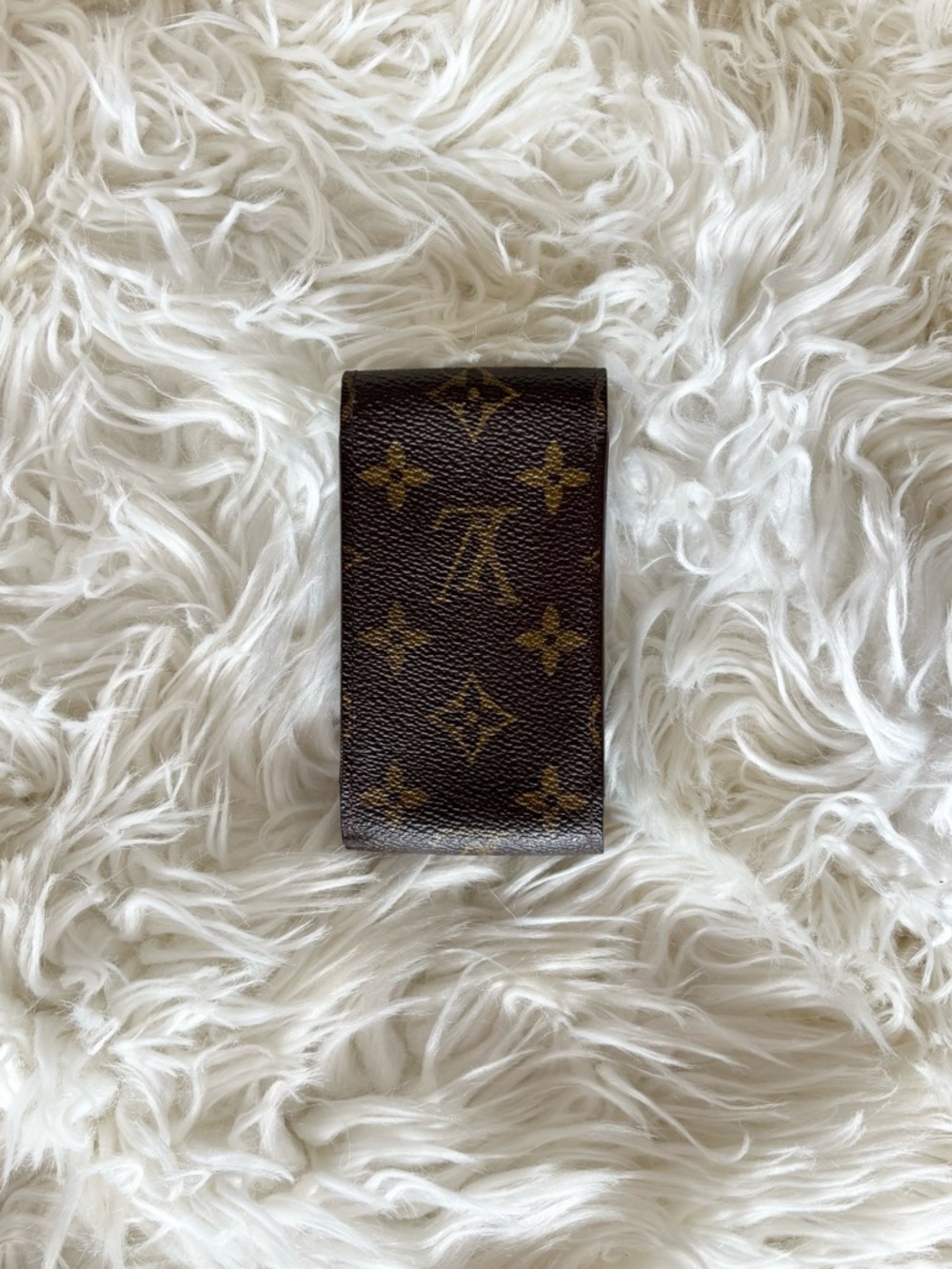 Louis Vuitton On the Go Pouch/Cigarette Case - Picture 4 of 11